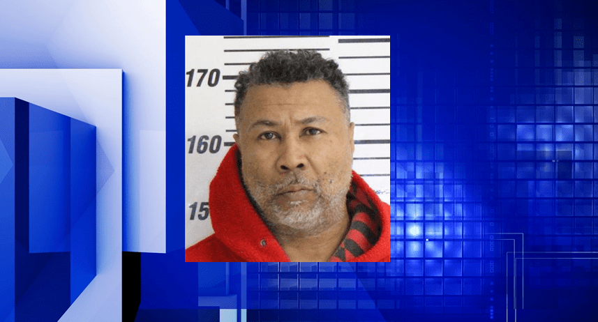 Police: Davenport man threw pound of marijuana out of car