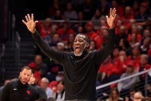 Dayton Flyers to play at UC for first time since 2010