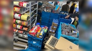 ‘Means so much;' Community comes together to support those experiencing food insecurity