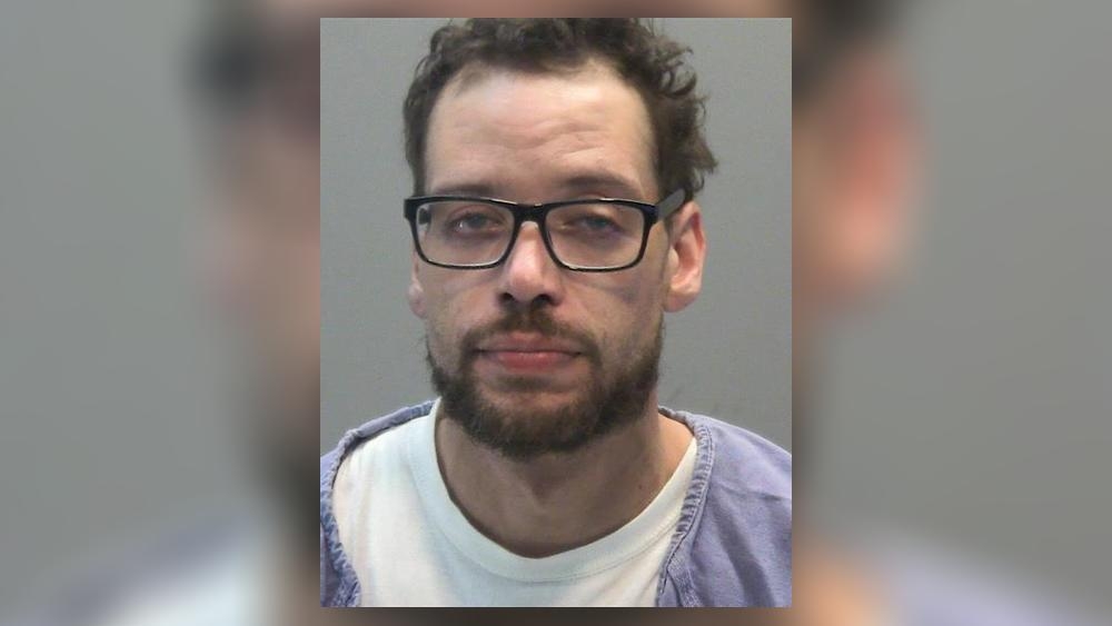 Man accused of starting apartment fire that displaced 2 dozen people formally charged