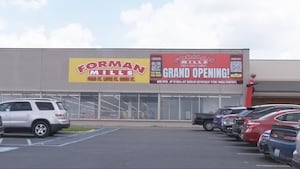 Over 100 shoppers line up for discount store grand opening at former Big Lots location