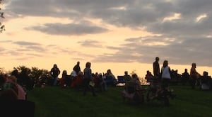 ‘A great community tradition;' Hundreds attend annual Easter sunrise service