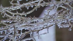 ODOT, AES Ohio prepare as freezing rain moves into Miami Valley