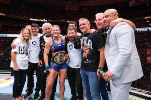 Middletown native Kayla Harrison wins UFC title