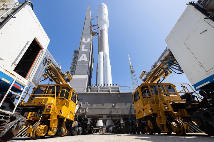 Decatur ULA rocket launches Amazon internet satellites into space