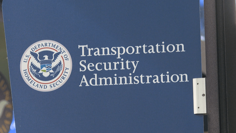 TSA warns travelers of scams in the airport