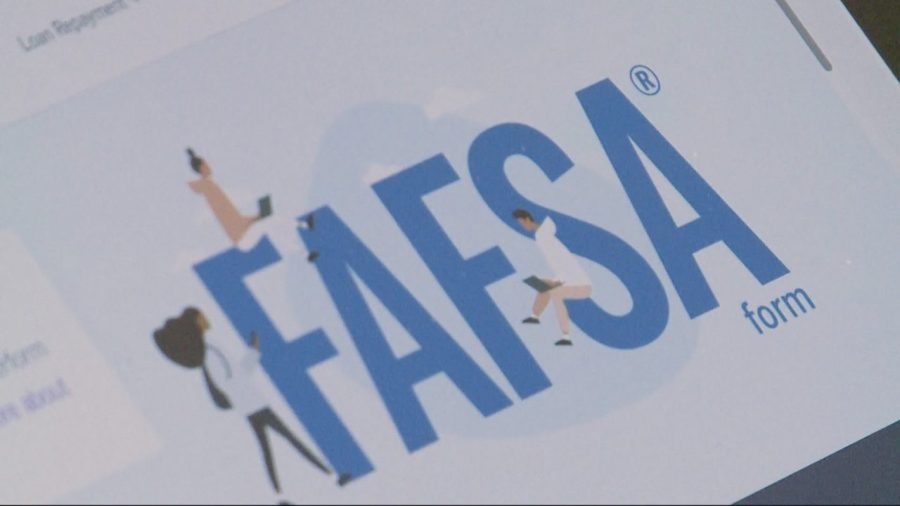 Rep. Hinson cosponsors legislation to change new FAFSA application