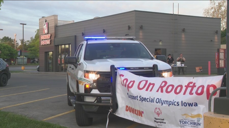 ‘Cop on a Rooftop' event raises money for Special Olympics Iowa