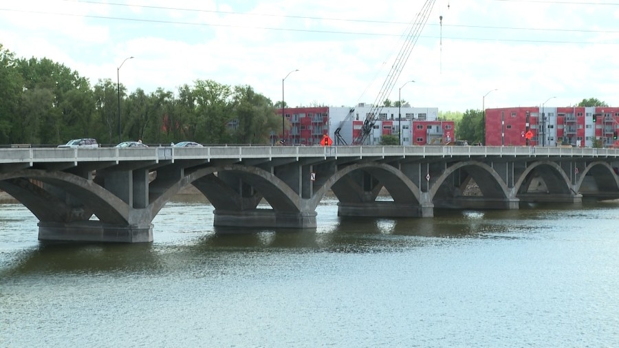 Des Moines finishing project to eliminate combined sewage