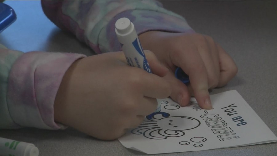 Foreign exchange student inspires Marshalltown students to support foster kids