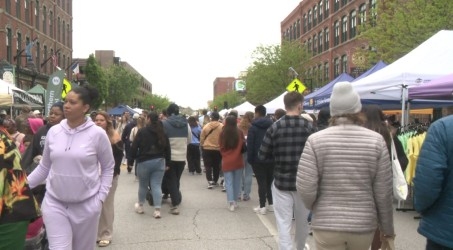 Downtown Farmers' Market kicks off 50th season