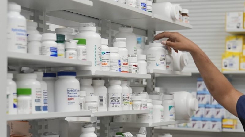 Indianola pharmacist stole pills & tampered with records, police say