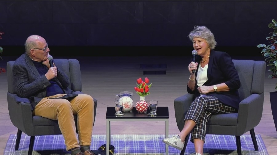 Lisa Bluder recounts to Harry Smith how she learned Caitlin Clark was coming to Iowa