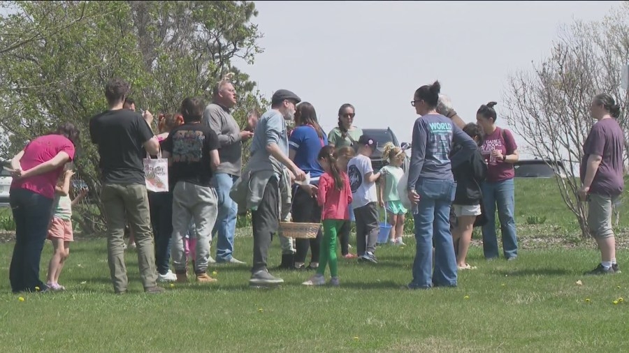 Kids utilize GPS tracking during I-Spy an Egg Hunt