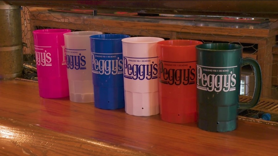 The happiest room in Des Moines? It might be Drake's Peggy's — again