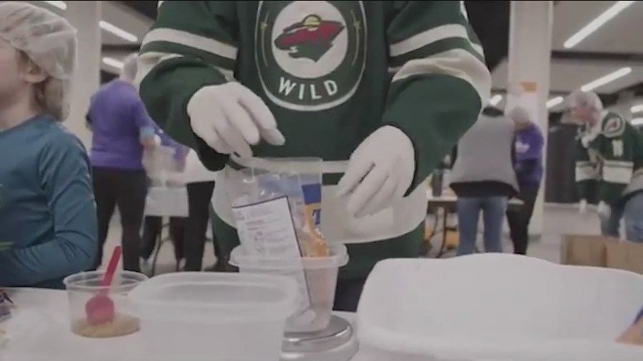 Iowa Wild provides meals for metro students through Tame the Hunger event