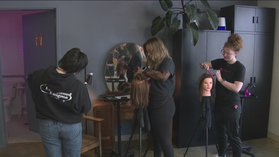 Iowa cosmetologists divided over bill aimed at easing licensing for industry