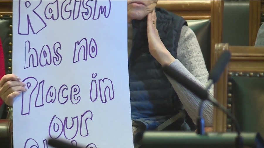 Legislation that gives local police ICE deportation responsibilities advances