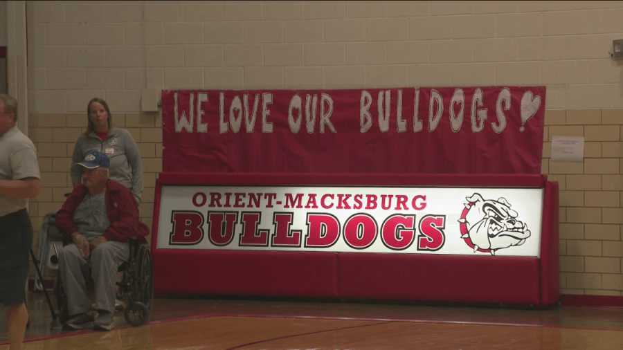 Orient-Macksburg Farewell Celebration draws out generations of Alumni