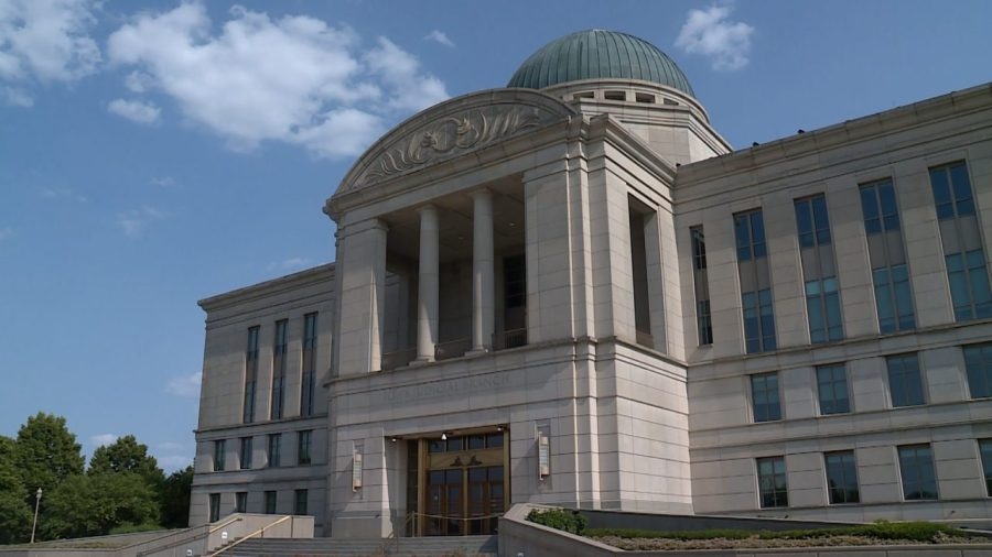 Iowa Supreme Court overturns ruling, blocks non-English voting materials