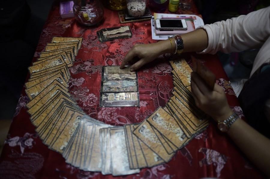 Bill proposes repealing bans on fortune telling in Pennsylvania