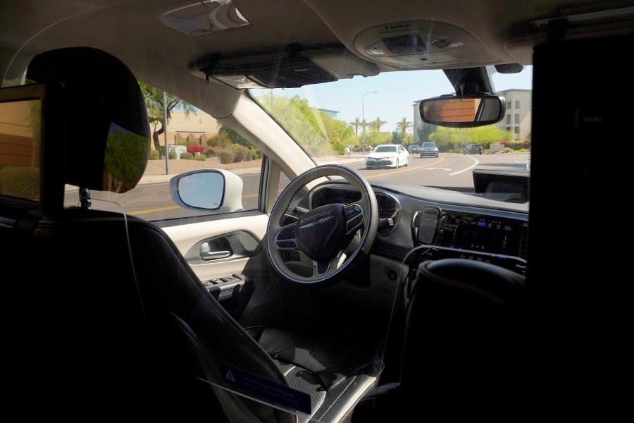 Pennsylvania lawmaker proposes green-lighting vehicles with self-driving capabilities