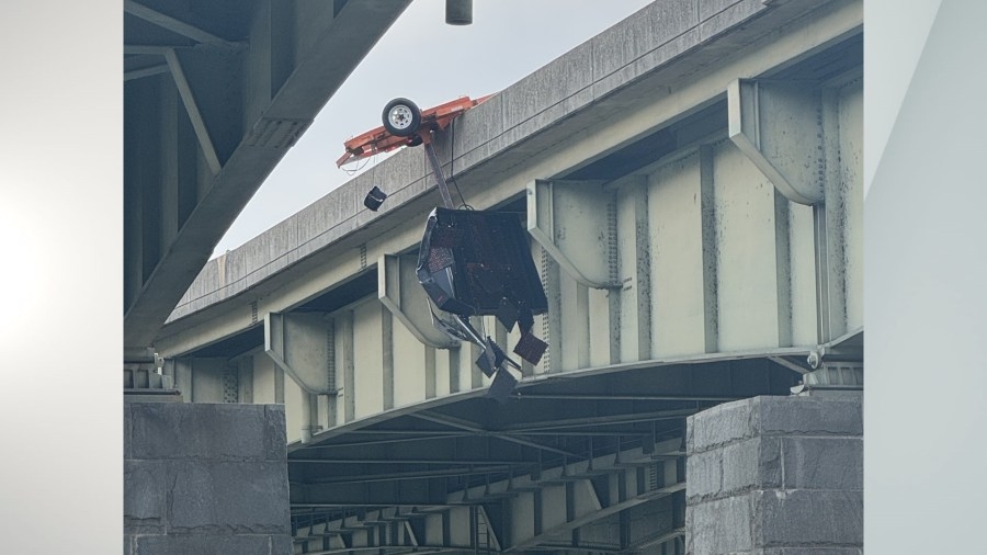 I-83 crash causes object to dangle over Harrisburg bridge