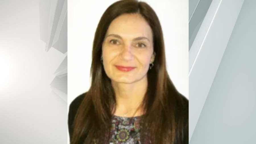 Angela Lloyd wins Middletown Mayoral primary