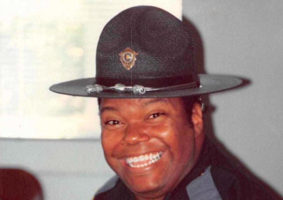 Family of former Alabama State Trooper sues drivers involved in deadly crash that took his life