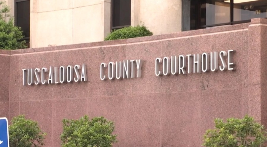 Michael Davis' capital murder trial begins: Ambush or self-defense?