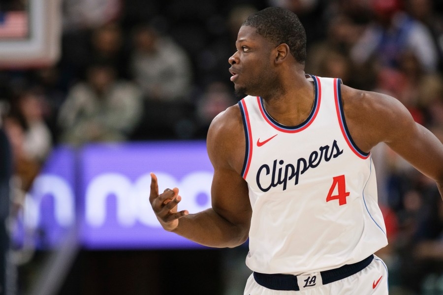 Mo Bamba joins Birmingham Squadron