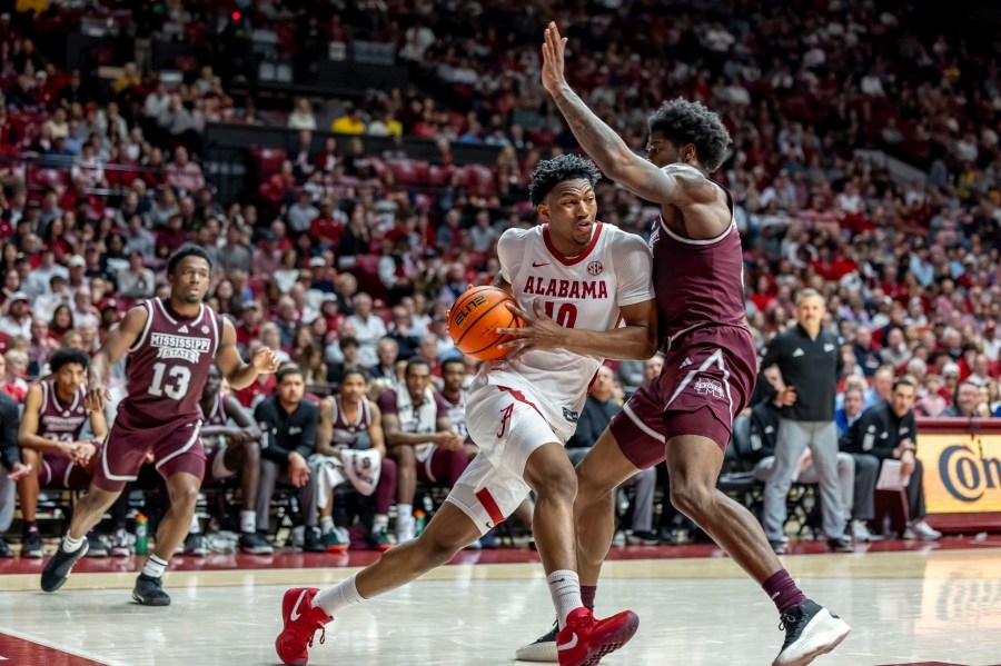 Alabama forward Mouhamed Dioubate to enter transfer portal