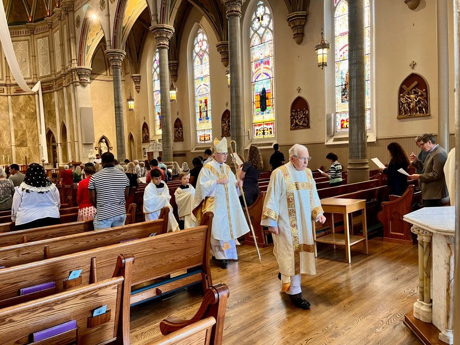 Birmingham Bishop Steven Raica celebrates Mass of Thanksgiving for election of new Pope