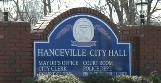 WATCH: Hanceville City Council meets in wake of police department corruption scandal to decide its future