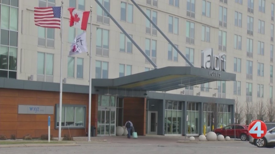 Are political tensions impacting Canadian tourism in WNY?