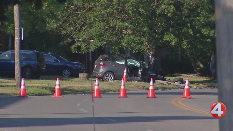 2 suffer life-threatening injuries in Amherst crash