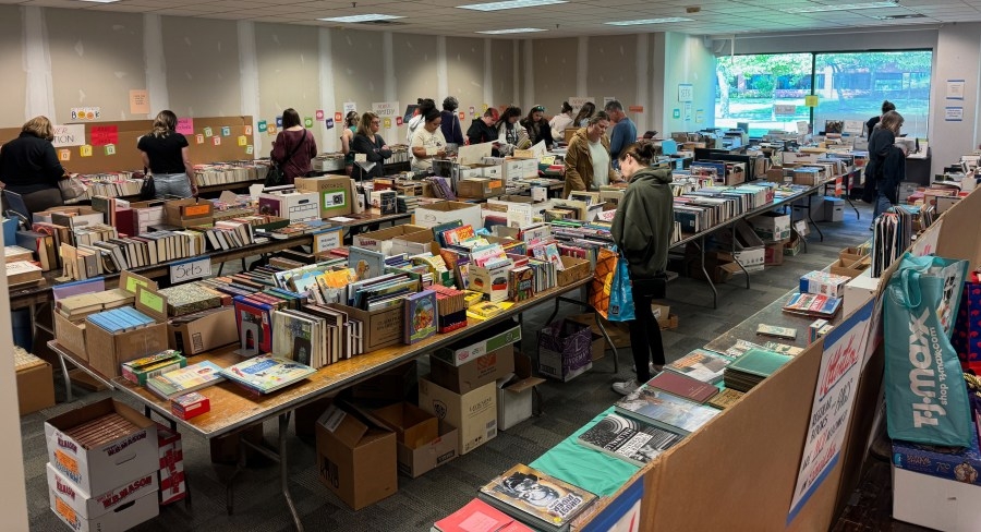 The $1 book sale that's sending students to college