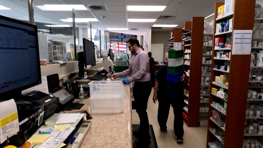Local pharmacies see surge in patients amid Rite Aid closures