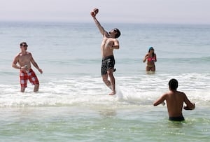 Popular Florida beach tells spring breakers to take a hike
