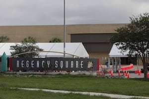 Final restaurant at Regency Square Mall closes, raising questions about the mall's future