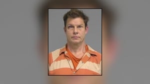 Hallmark star Eric Mabius pushed woman, pulled out ‘fistfuls' of her hair at Yulee pub, deputies say