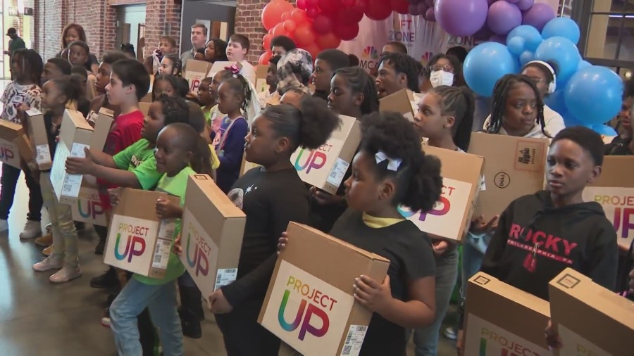 Comcast gifts 75 laptops and $35,000 to Boys and Girls Club of Greater Augusta