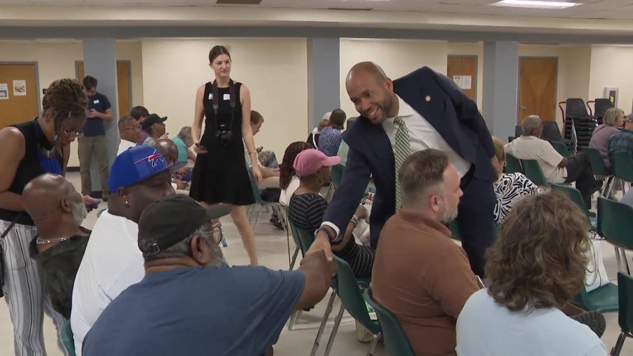 Ga. State Senator, gubernatorial candidate Jason Esteves visits Augusta