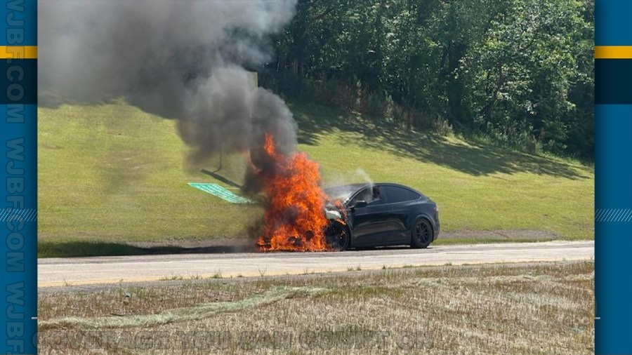 Burning Tesla causes back-up on I-20 Eastbound at Georgia, South Carolina state line