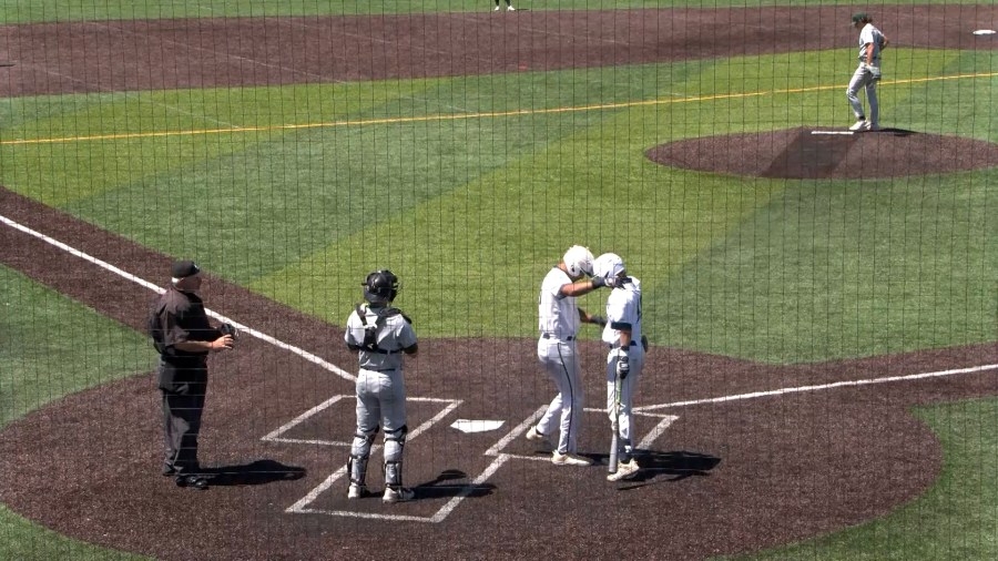 Mercyhurst honors seniors by completing sweep of Le Moyne