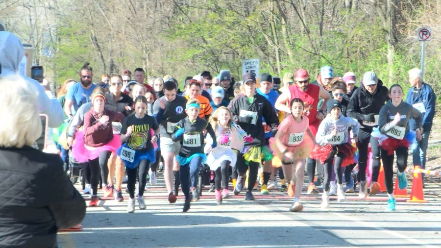 Fundraiser for SafeNet pits tutu wearing racers against each other for good cause