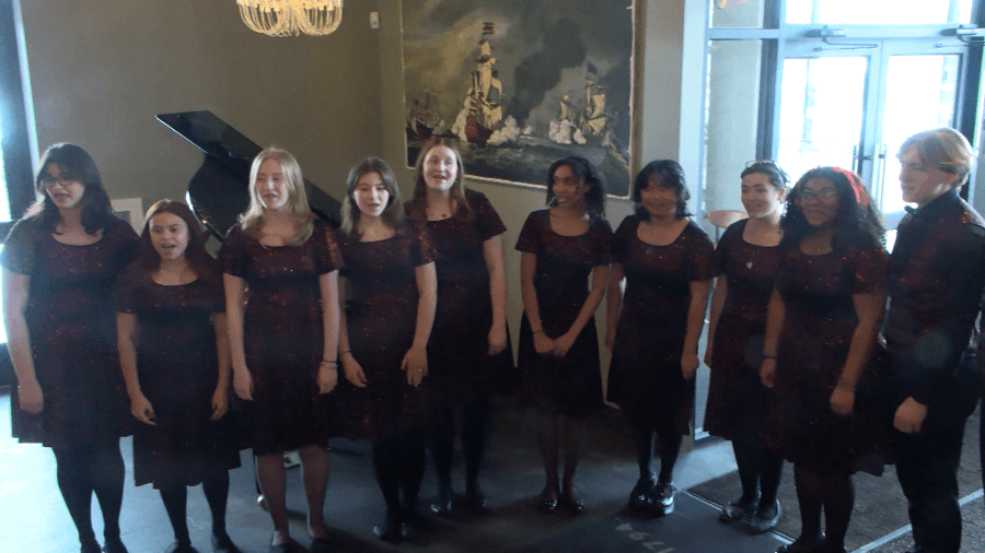 Collegiate students spread love with singing valentines