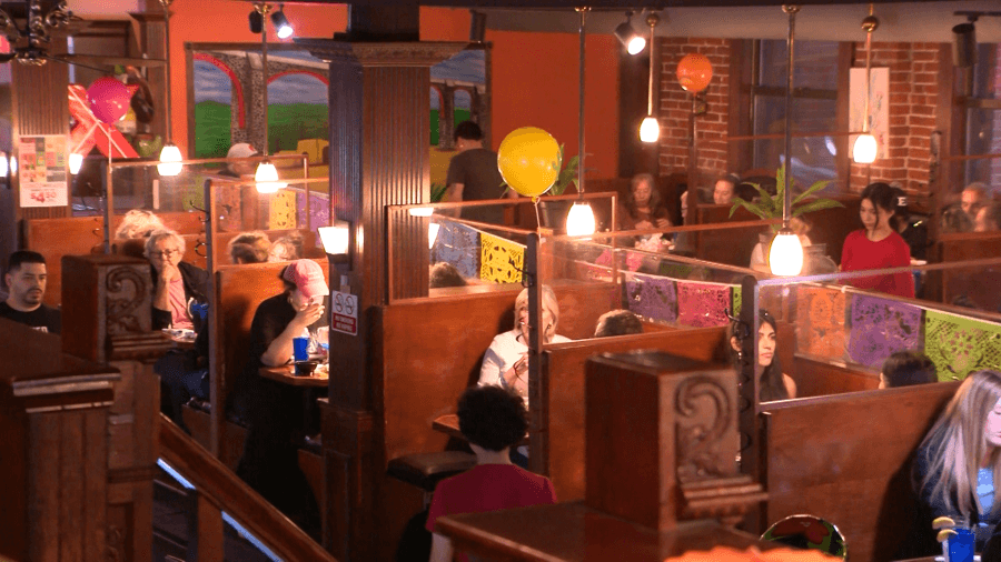 Hungry customers fill Erie Mexican restaurants for Cinco de Mayo