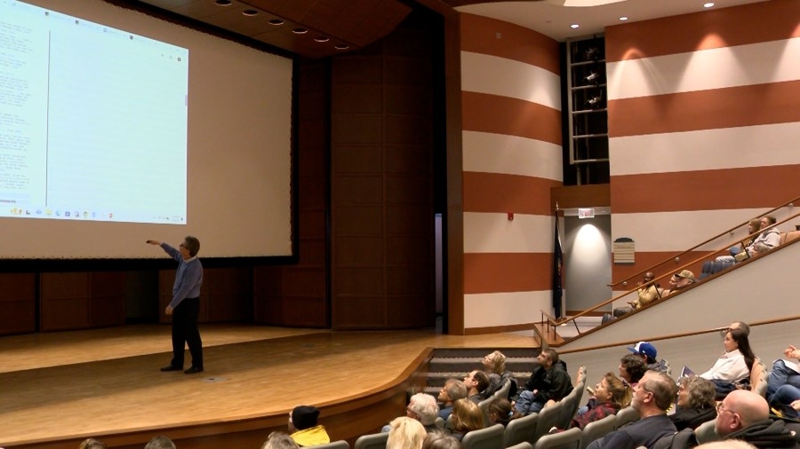 Jet 24 meteorologists host informative SKYWARN event