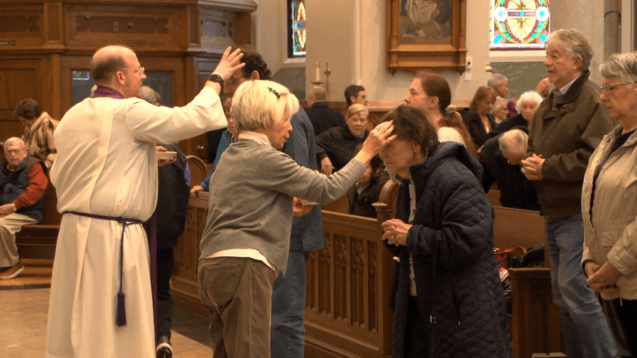 Erie Catholics mark beginning of Lent with ashes, reflections